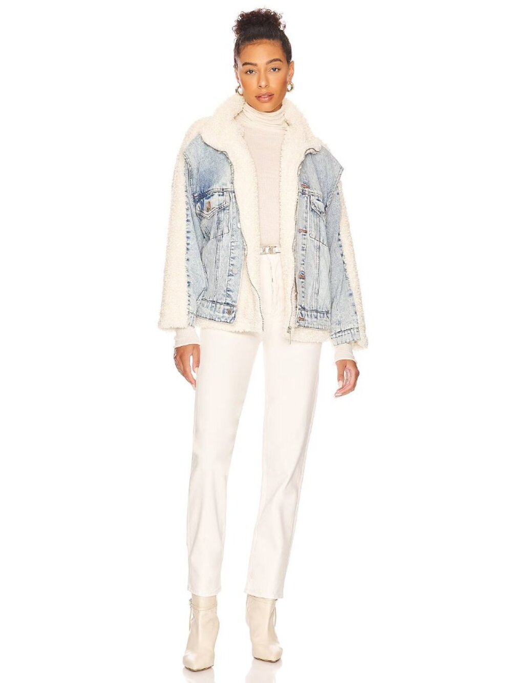 BLANKNYC Denim Jacket in Bear Hug - Picture 5 of 5